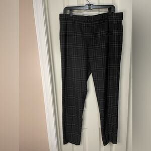 Zara Plaid Career Wear Black and Gray Pants size 34